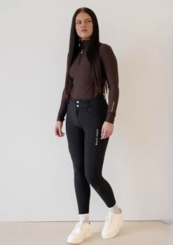 AirTec Base Layer - Espresso 14 AirTec Base Layer - Espresso -Black Heart Equestrian Store 092A9484