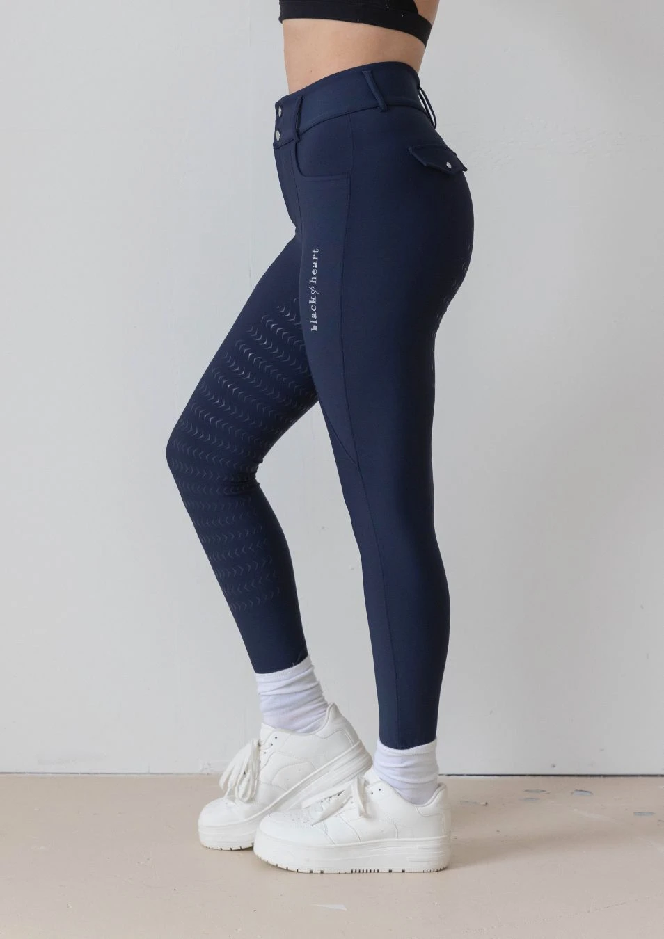 Cara Hybrid - Midnight 4 Cara Hybrid - Midnight - Image 2