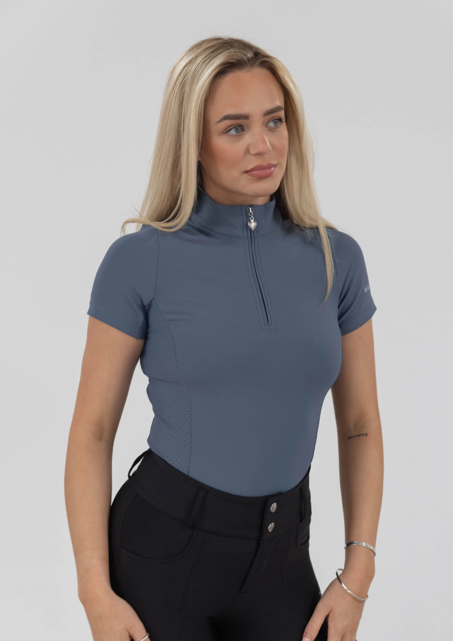 AirTec Short Sleeve Base Layer - Metal 7 AirTec Short Sleeve Base Layer - Metal - Image 5