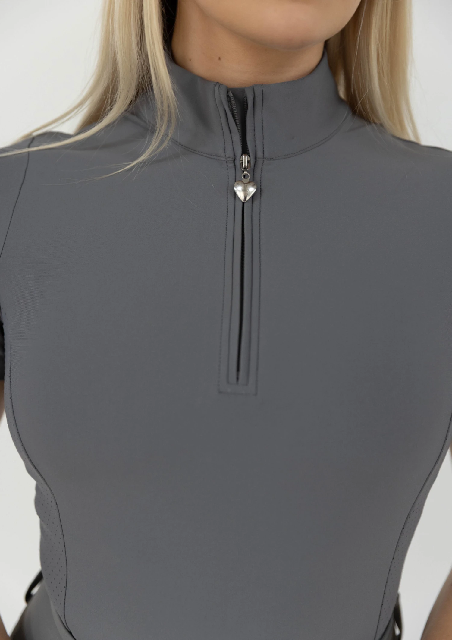 AirTec Short Sleeve Base Layer - Pebble 8 AirTec Short Sleeve Base Layer - Pebble - Image 7